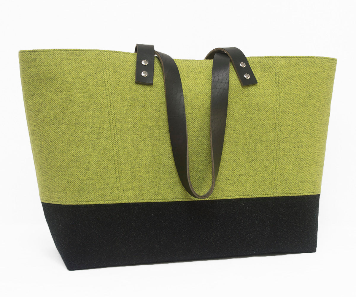 Large rectangular 2025 tote bag