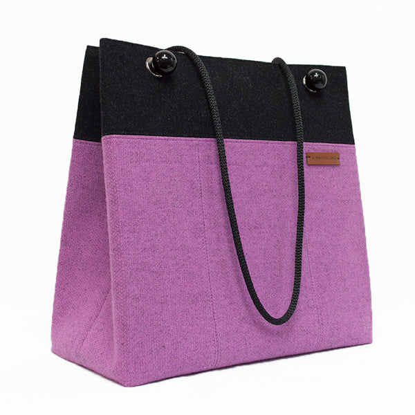 Medium Square Tote in Lilac